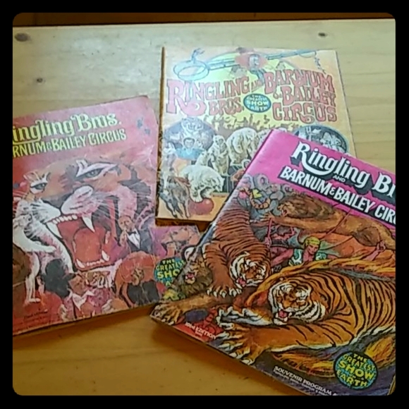 Circus Program Ringling Bro Barnum Bailey Magazine - Picture 1 of 8